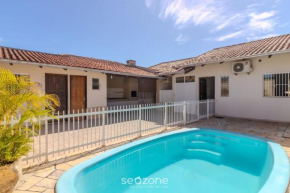 Casa c/ Piscina e Churrasqueira RUA0226